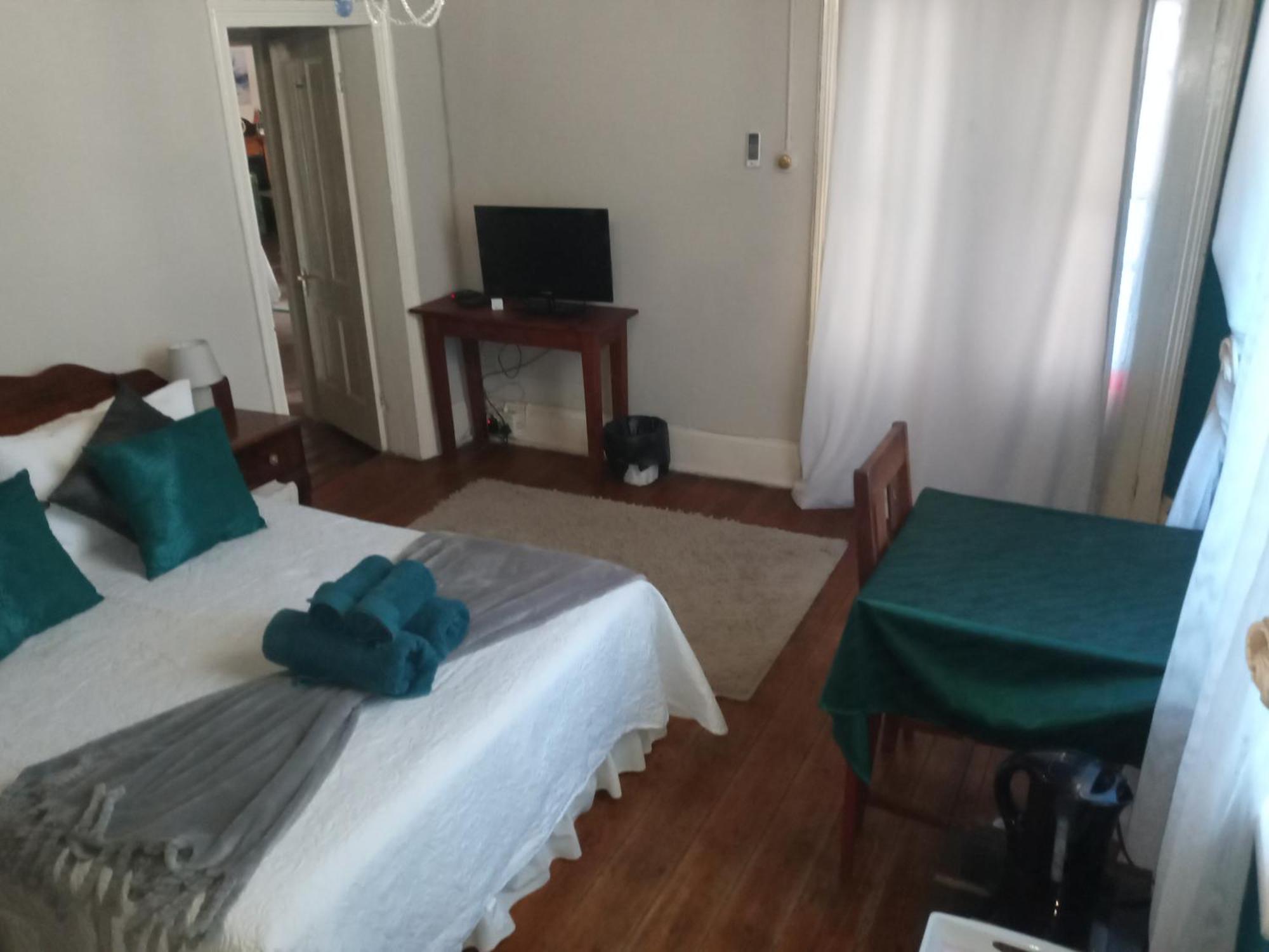 Bun Clody Manor - Guest House & Coffee Shop Hanover Road Dış mekan fotoğraf